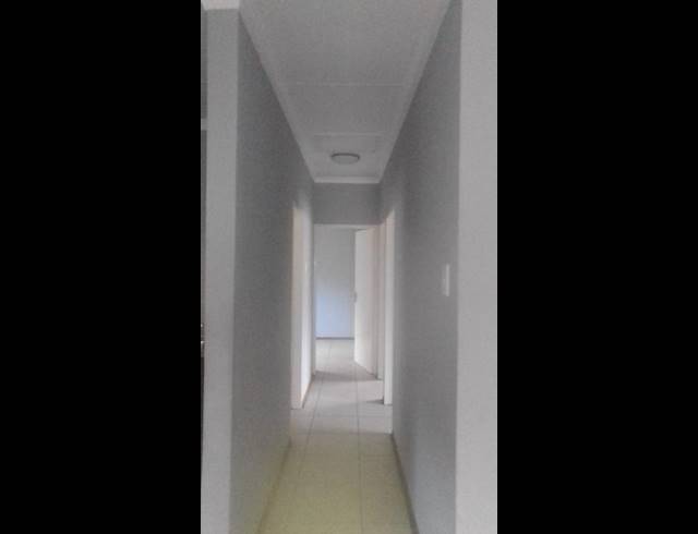 3 BEDROOM PROPERTY TO RENT IN HESTEAPARK